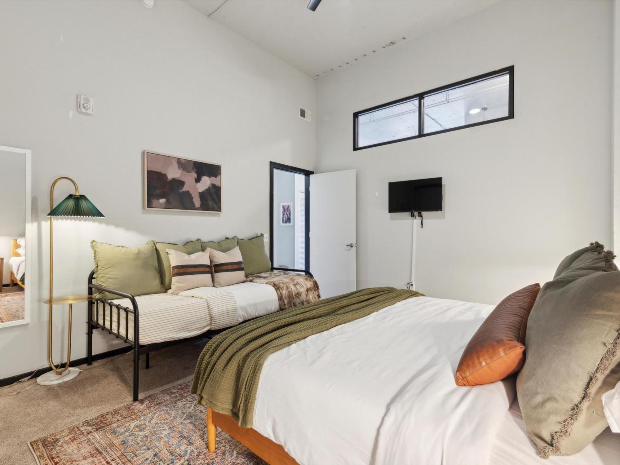 Large 3Br Apts & Studios, Free Parking, Gym, Game Room Філадельфія Номер фото
