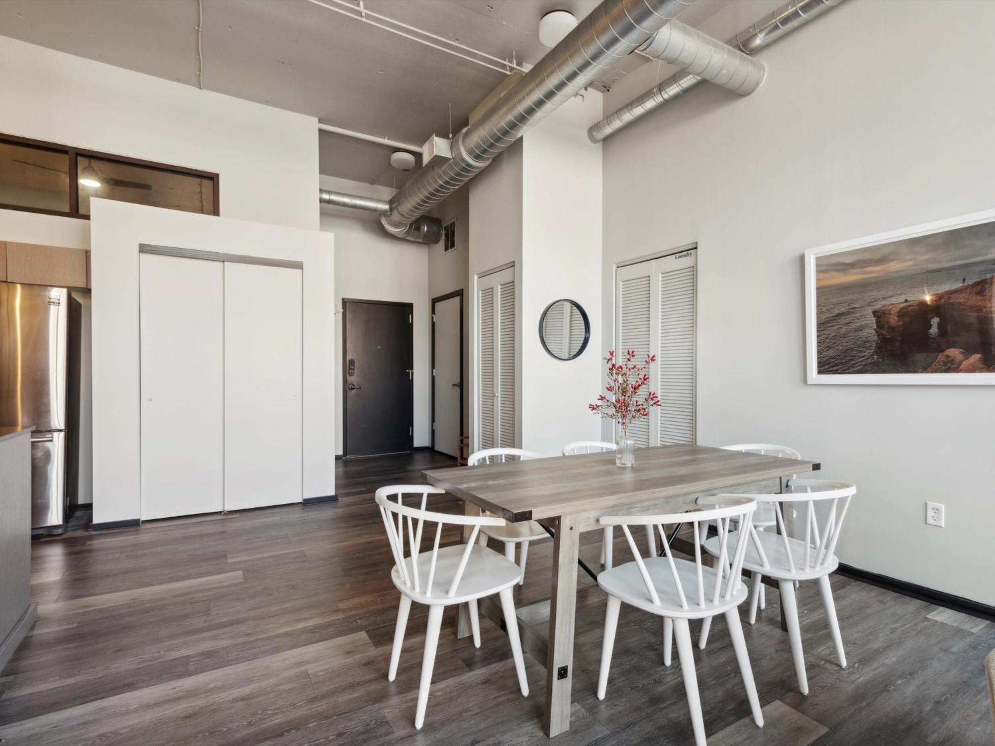 Large 3Br Apts & Studios, Free Parking, Gym, Game Room Філадельфія Номер фото
