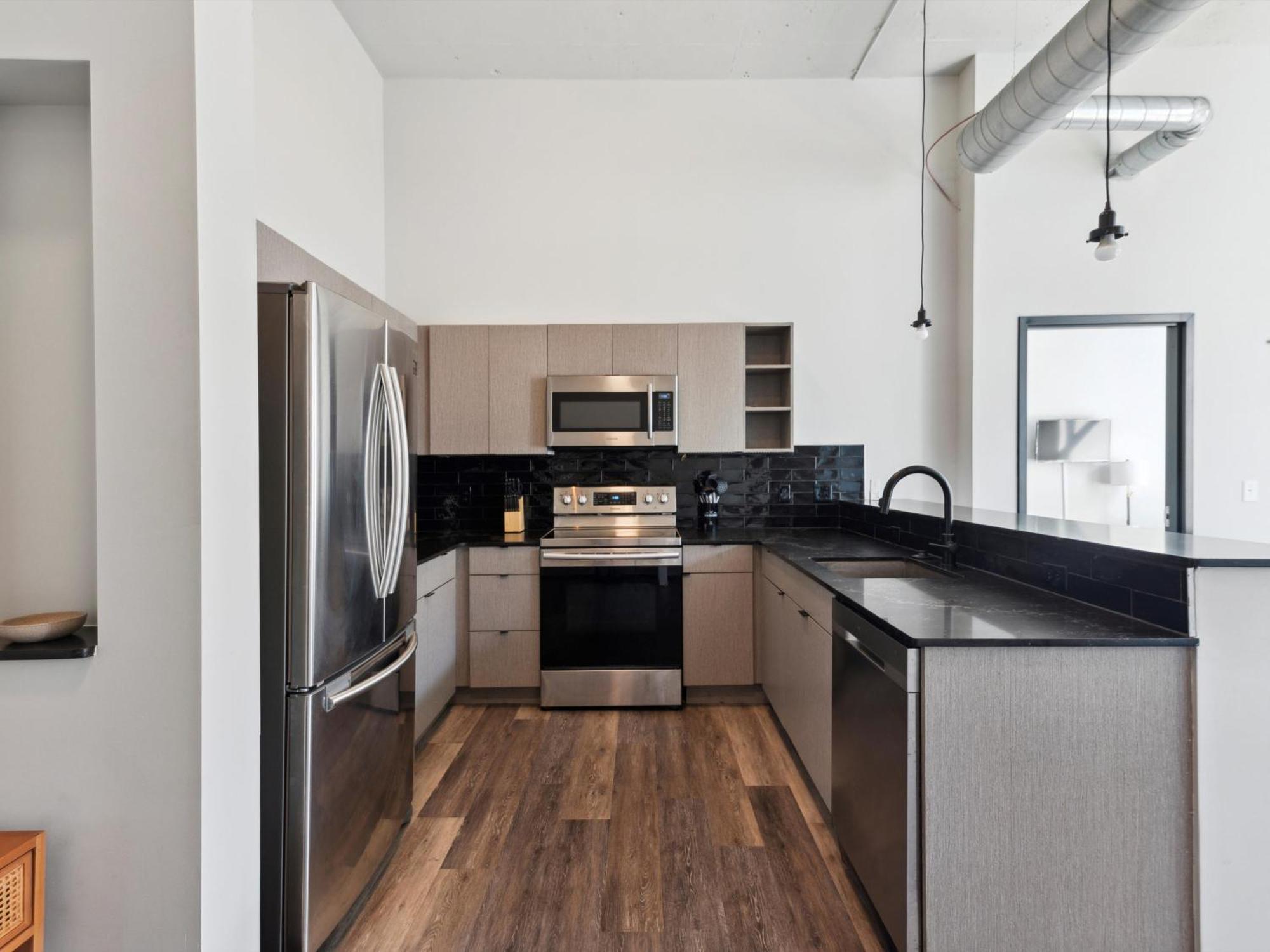 Large 3Br Apts & Studios, Free Parking, Gym, Game Room Філадельфія Номер фото